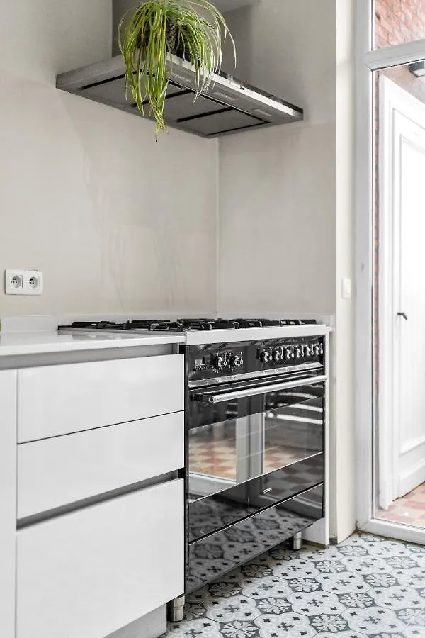Luxurious Modern Apartment In Antwerp - Breakfast Included