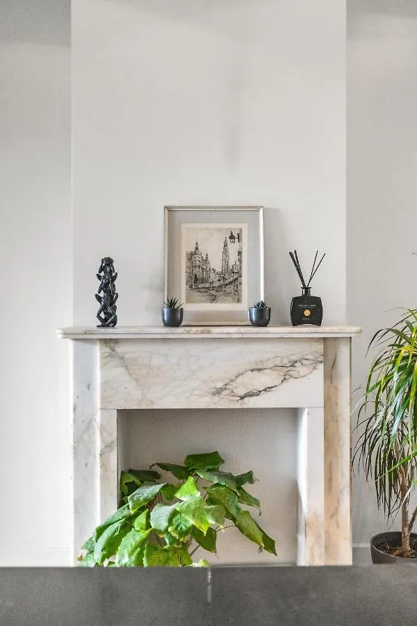 Luxurious Modern Apartment In Antwerp - Breakfast Included